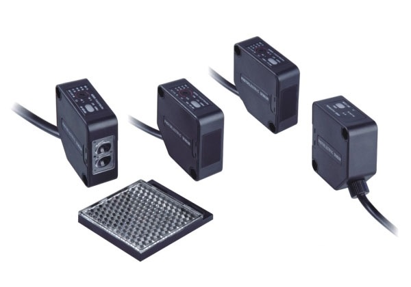 杰泰克快速門(mén)紅外光電