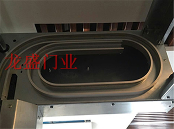 鞍山橢圓形軌道硬質(zhì)快速門