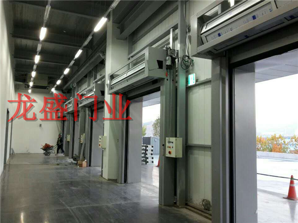 沈陽硬質(zhì)快速門廠家